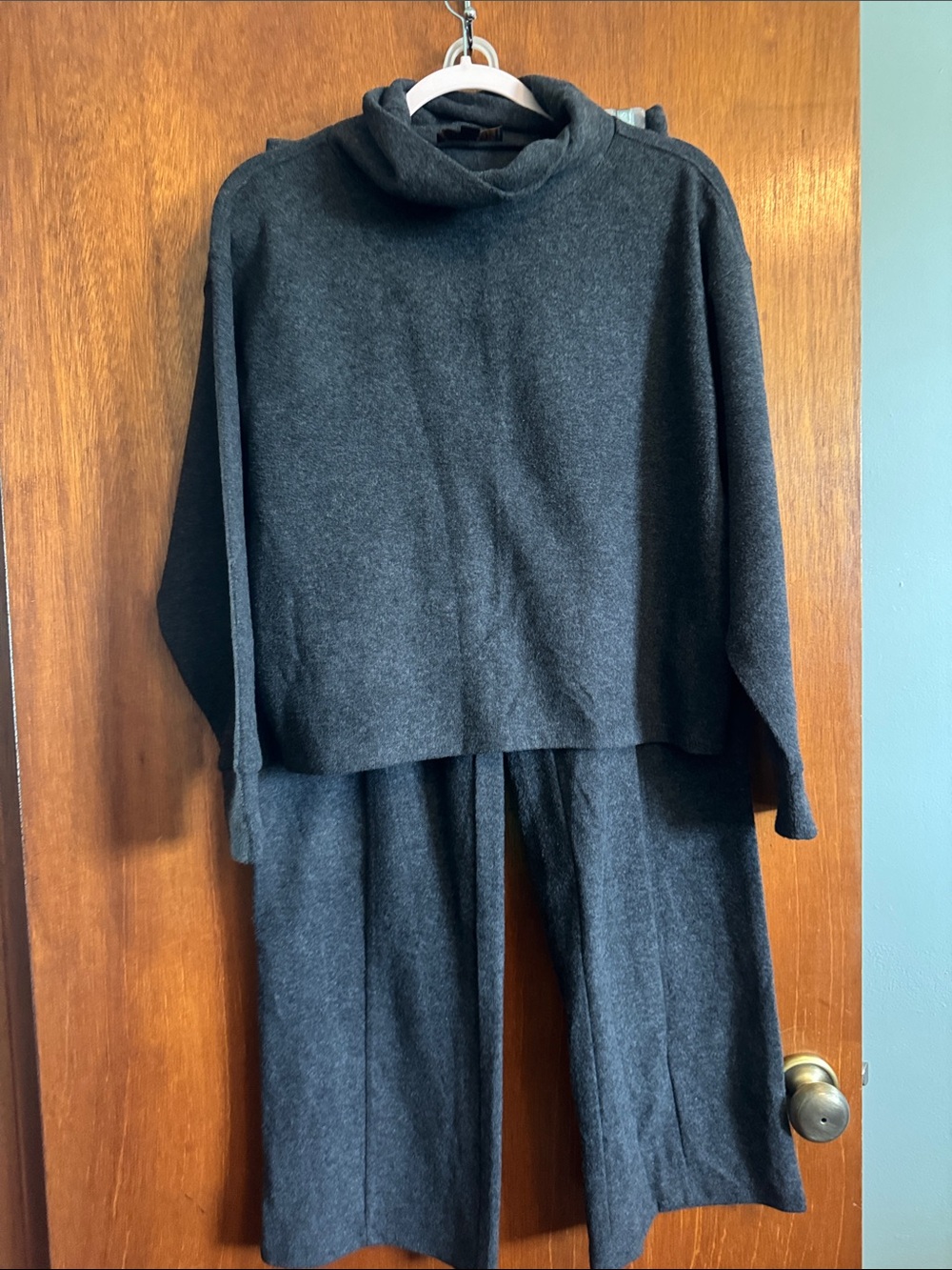 Truth Charcoal Wide-Leg Pants & Tunic Set